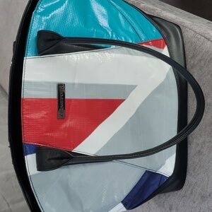 RAREFORM Tessa zippered tote bag